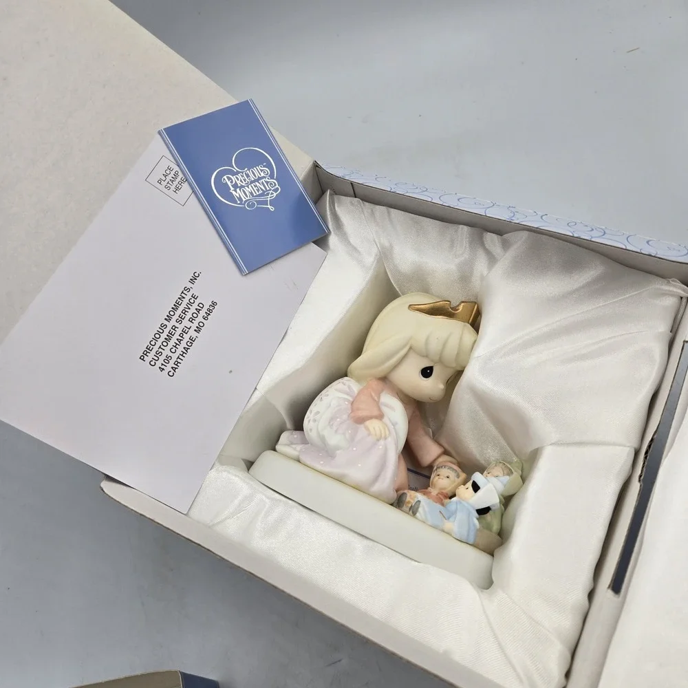 Precious Moments mint box